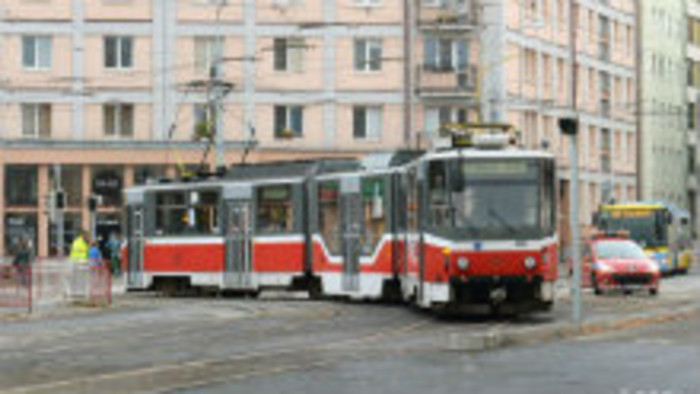 Košická Komenského ulica stále bez električiek