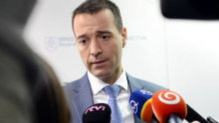 K veci: Rezignácia Druckera