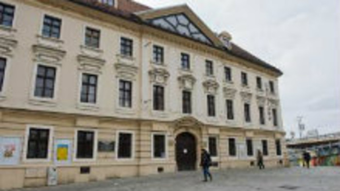 Slovenskí ilustrátori na poštových známkach