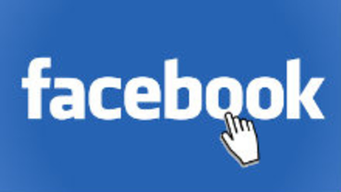 Živý na Facebooku
