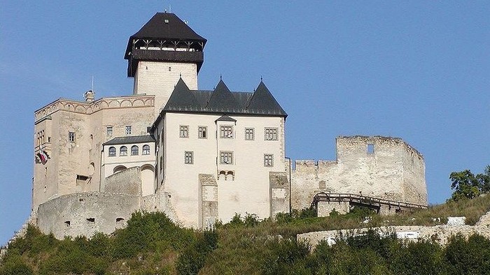 Výťah na Trenčianskom hrade?