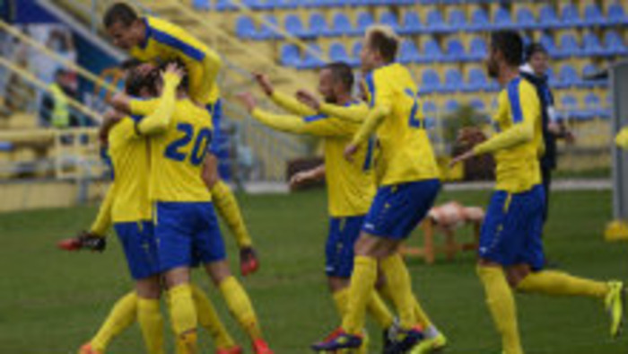 Futbal VSS Košice postúpili