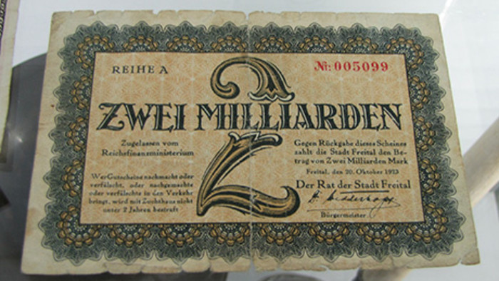 02_2_miliardy.jpg