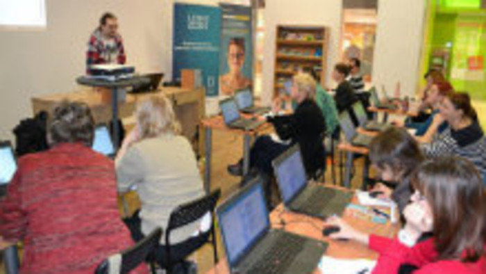 Začali sa školenia pre učiteľov informatiky