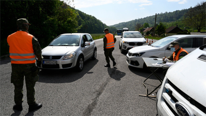 Slovaks free to travel to Poland, Monaco and Montenegro