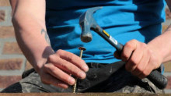 Glosa: Opraviť či vyhodiť? 