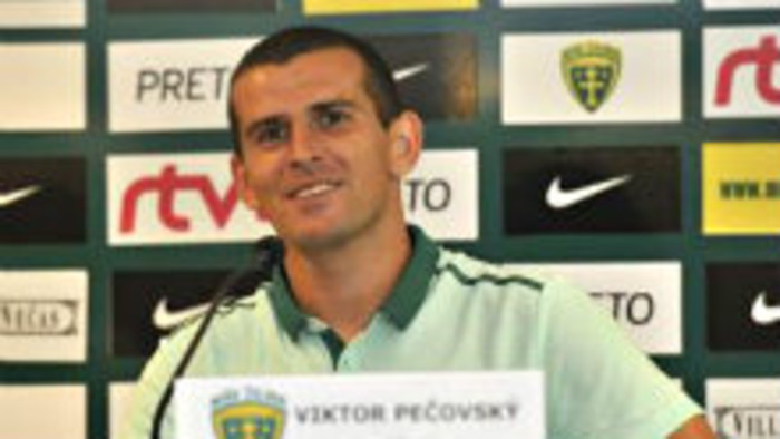 Rozhovor: Viktor Pečovský 