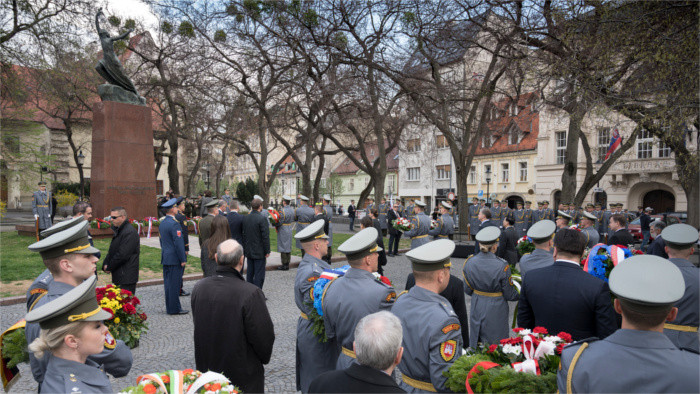 Políticos diversos conmemoran el sábado la liberación de Bratislava