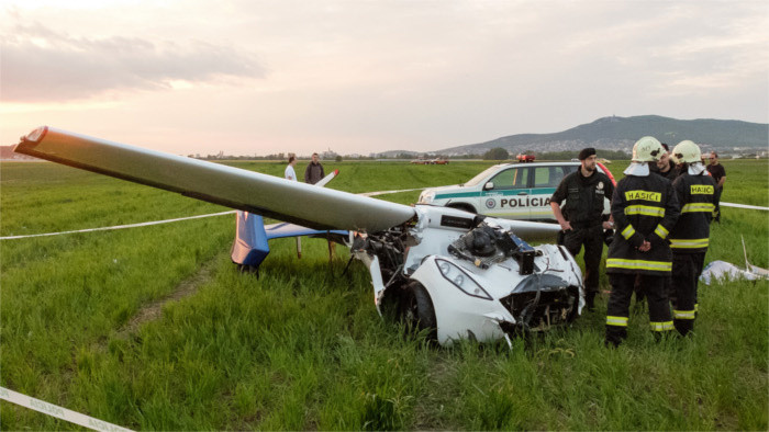 Flying car crashes with its designer on board, suffering light injuries