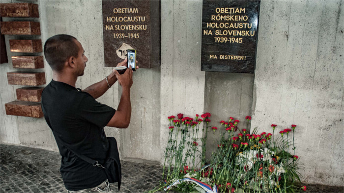В Словакии вспоминают жертв цыганского холокоста