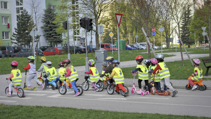 Dopravná výchova na autosalóne