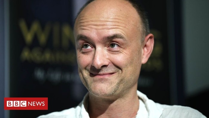 Megszegte a karanténszabályokat, mégis maradhat hivatalában