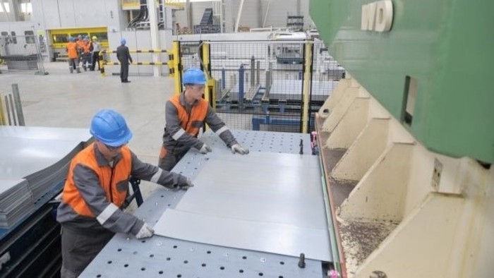 La producción industrial continúa creciendo