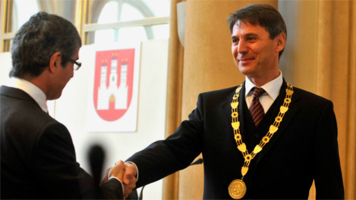 Ivo Nesrovnal asume la alcaldía de Bratislava 