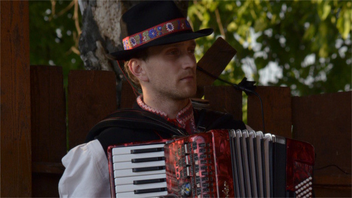Jazero2.jpg