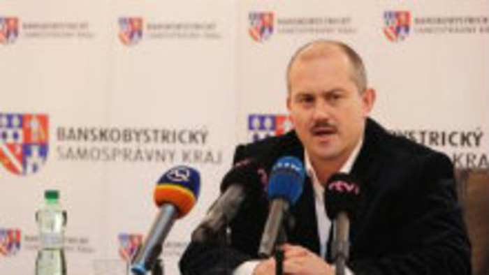 Zrušené strany si cestu späť do politiky nájdu ľahko