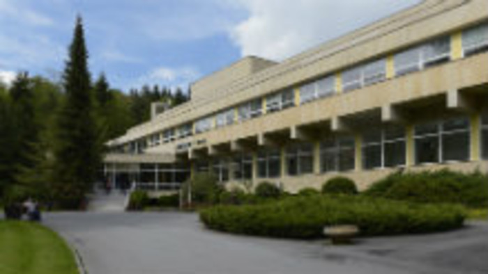 Bardejov možno príde o budovu v kúpeľoch