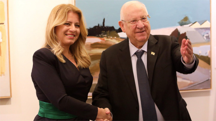 La Présidente aux manifestations de la commémoration de l’holocauste