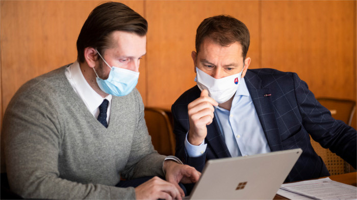 New model predicts dramatically fewer cases