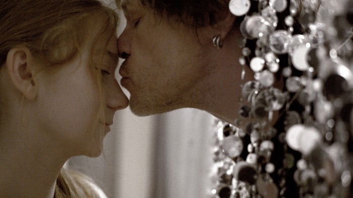 Why should foreigners see Nina?