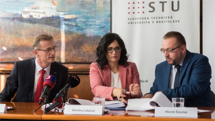 Entre la STU y la UK ha sido firmado el más grande proyecto de la colaboración académica