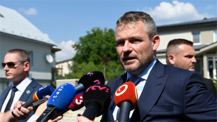 Pellegrini sa stretne s podnikateľmi 
