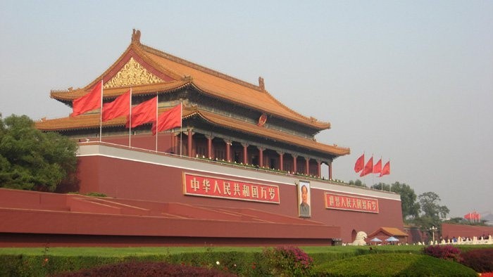 01-Tiananmen-700