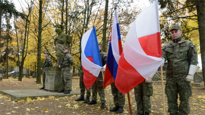 Tabuľa pre našich vojakov