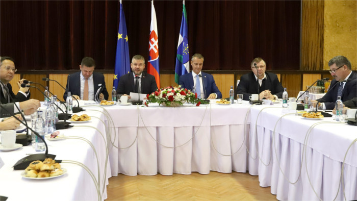 District de Veľký Krtíš : 1311 nouveaux emplois