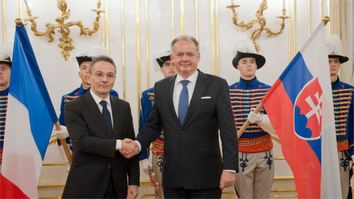 Le nouvel ambassadeur de France reçu par le président slovaque