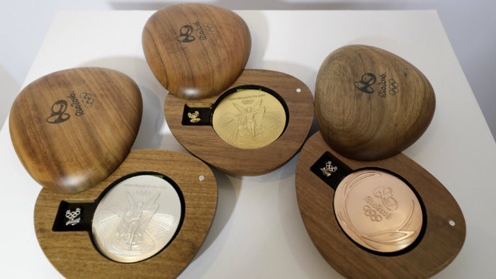 Z čoho sú nielen olympijské medaily?