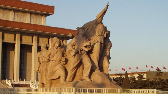 02-Tiananmen-02-700