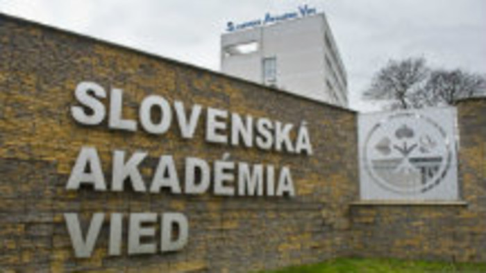 K veci: Spor medzi ministerstvom školstva a SAV pokračuje