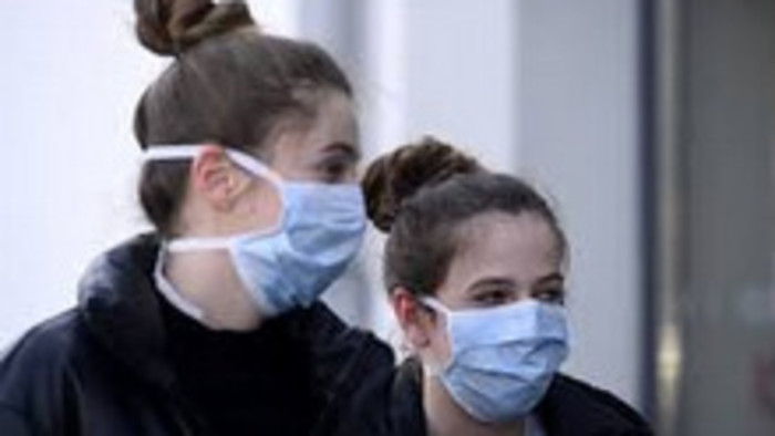 Počas korona krízy pomáhajú aj študenti 