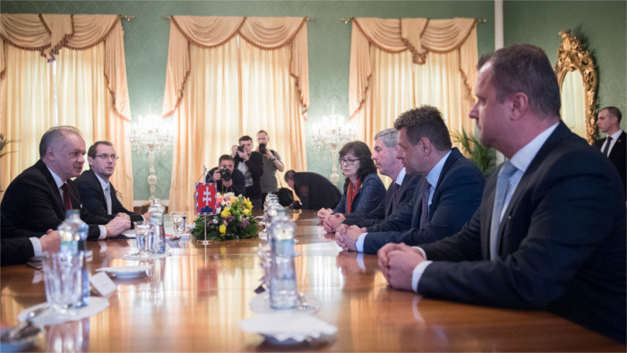 El presidente Kiska continúa reuniones con partidos para buscar salida a crisis