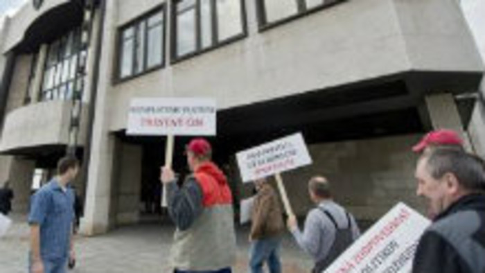 K veci: Kauza Váhostav – KDH a SMER...