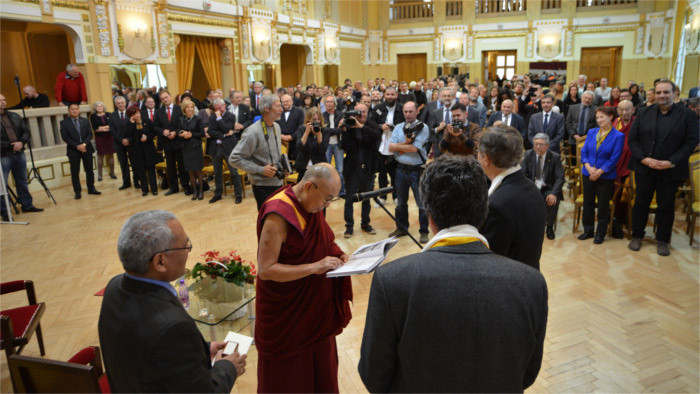 El Dalai Lama visita por tercera vez nuestro país