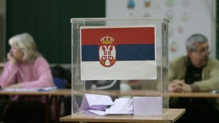  Két elítélt háborús bűnös indul a júniusi szerb választásokon