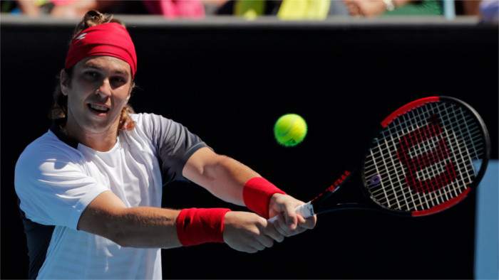 Lukáš Lacko da la primera sorpresa en el Abierto de Australia