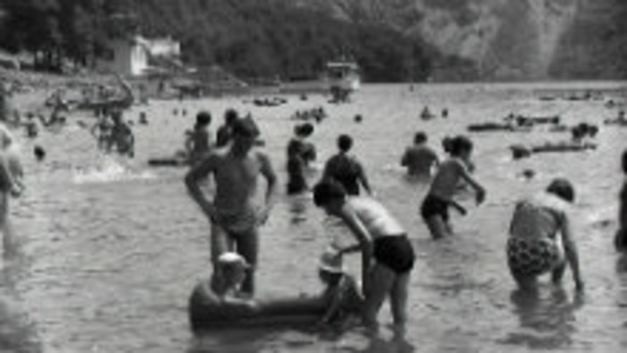 Glosa: Nostalgický výlet k slovenskému moru 