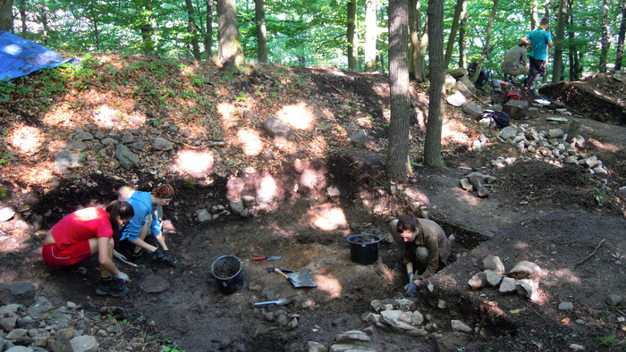 Letná škola archeológie na Peťuši
