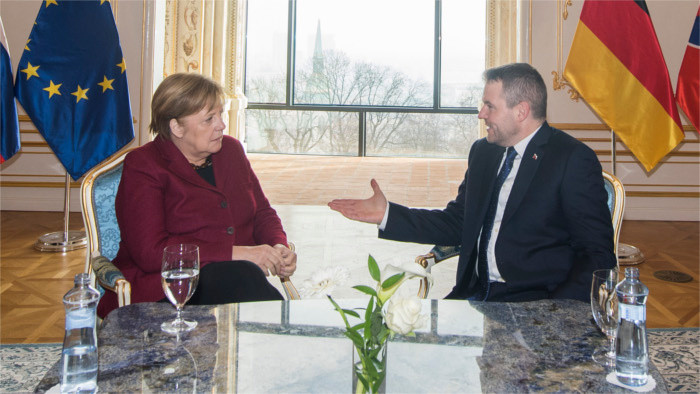 Angela Merkel de visita en Eslovaquia