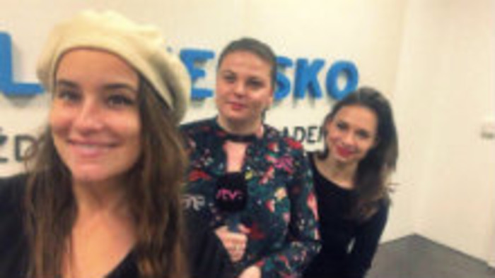 Kniha pre cudzincov o tom, čo bolo pred Nežnou revolúciou