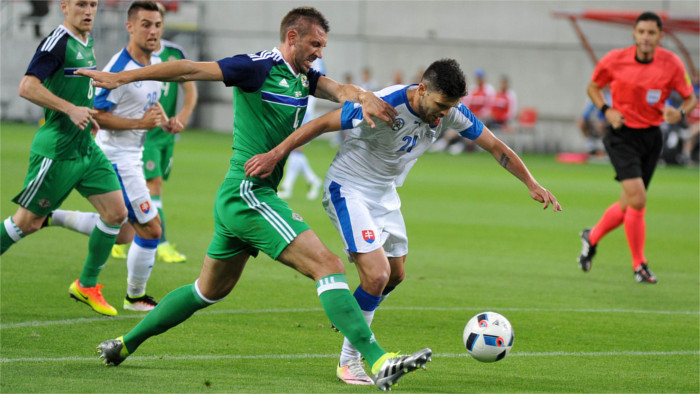 Empate en el último partido preparativo para el Europeo de fútbol 2016