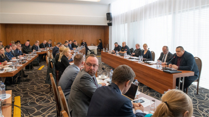 Krízový štáb sprísnil chod krajiny