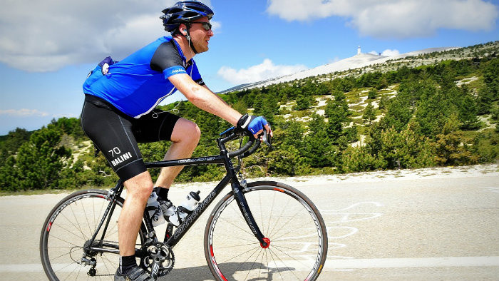 Cyklisti a slúchadlá