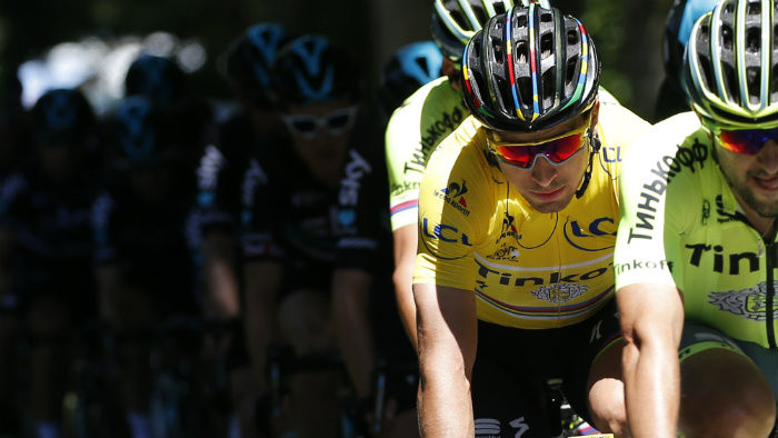 Van Avermet vyzliekol z líderského trička Petra Sagana