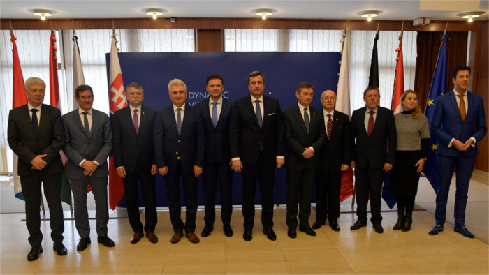 Líderes de los parlamentos de los países del V4 y del Benelux se reunieron en Piešťany