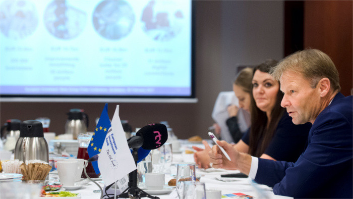 Slovensko nedostatočne čerpá financie