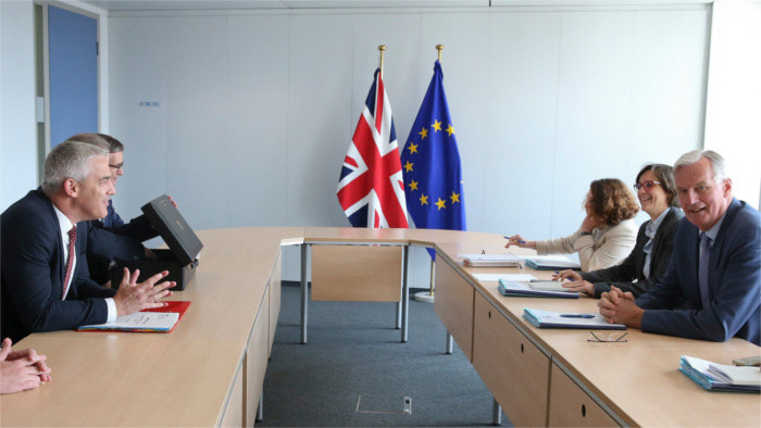 Pellegrini asevera que a Boris Johnson tendrá la tarea difícil de culminar exitosamente el Bréxit